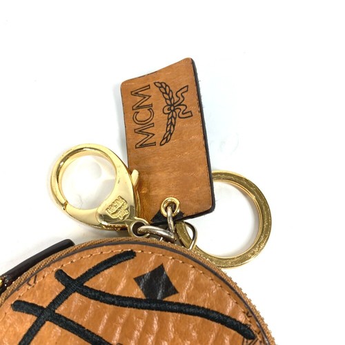 MCM PUMA 50 Aniversario Colaboración PUMA Cartera Monedero en Forma de Bola - Imagen 2 de 12