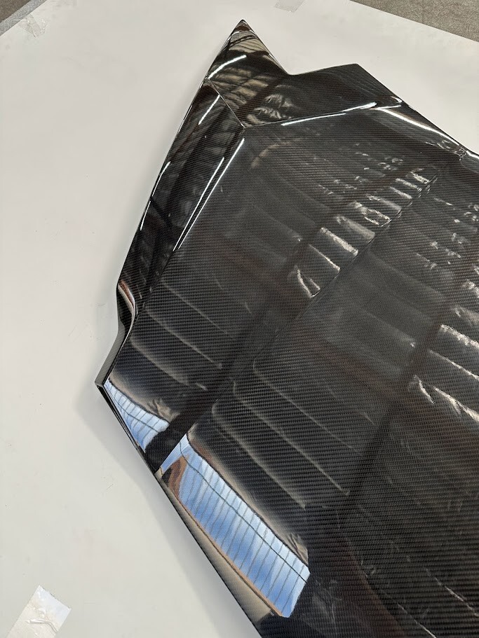 Novitec Carbon Fiber Vented Hood for LAMBORGHINI AVENTADOR SVJ