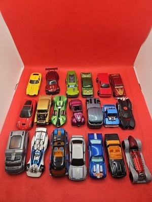 HOT WHEELS Konvolut 20x Autos gemischter Artikel Konvolut siehe alle Bilder 