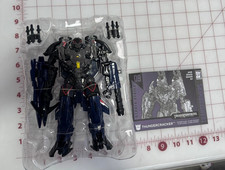 Transformers Dark of The Moon Studio 09 Voyager Jet Thundercracker in Plastic