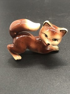 Vintage Ceramic Crouching Fox Figurine Kitsch MCM Small