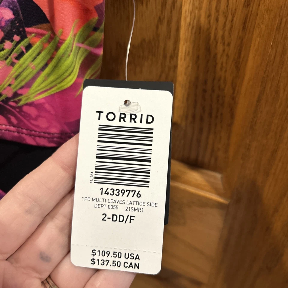 Traje de baño tórrido de una pieza estampado tropical con aros acanalado bustier talla 2 DD/F Foto 3 de 4