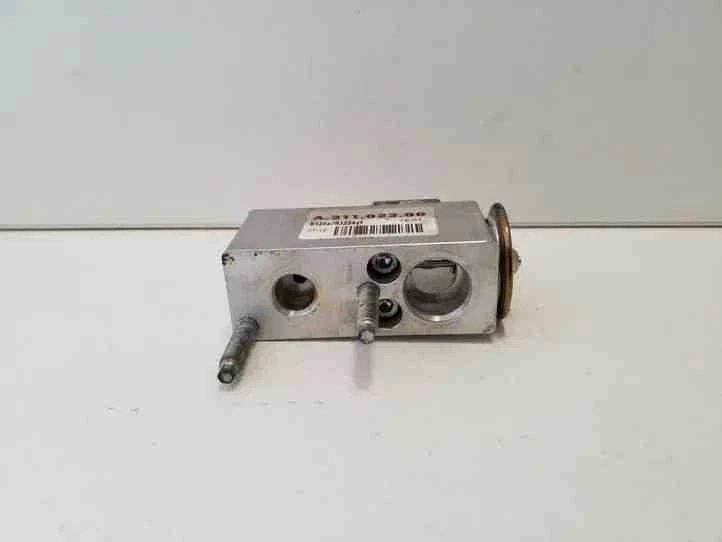 OPEL VIVARO Combi A/C Conditioner Expansion Valve A31102300 2.0 Diesel 26231979 - Image 4 of 4