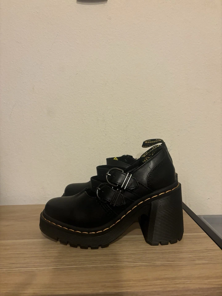 Plataforma Eviee Dr. Martens (usada) para mujer talla 5 cuero negro Foto 4 de 4