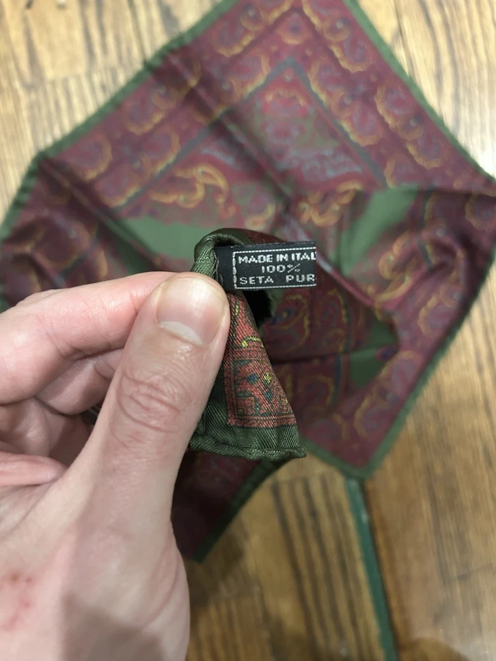 Nuevo sin etiquetas Anónimo Hecho en Italia Oliva Antigua Loca Paisley Seda Cuadrado de Bolsillo Sin Reserva Foto 4 de 4