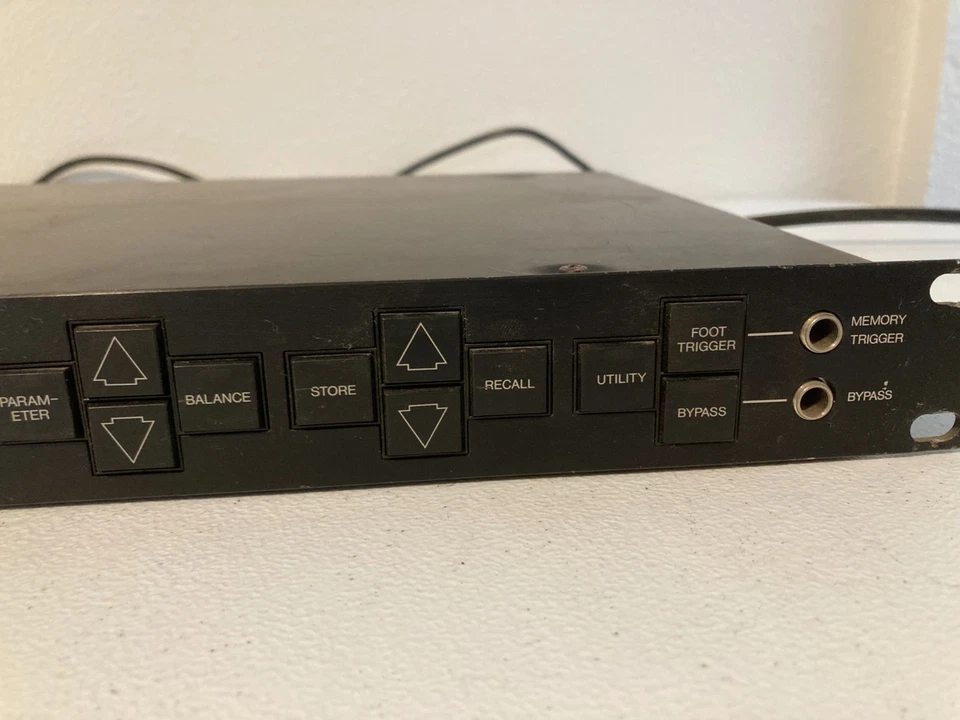 Yamaha SPX90 Digital Multi-Effect Processor - Image 4 of 4