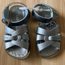 Salt Water Sandals by Hoy Shoe The Original Sandal Pewter Size Girls 7