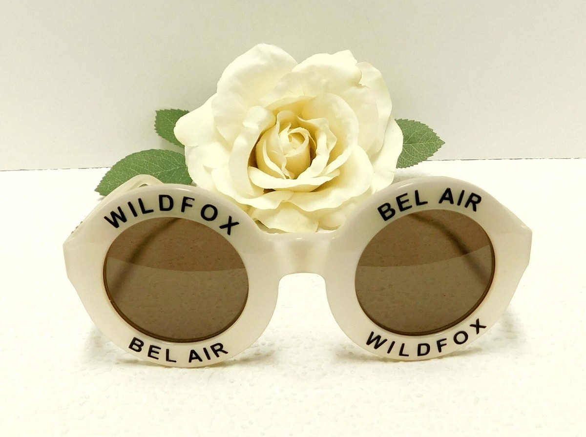 WILDFOX BEL AIR サングラス WILDFOX BEL AIR PEARL WHITE ROUND SUNGLASS WITH SOLID BROWN TINTED