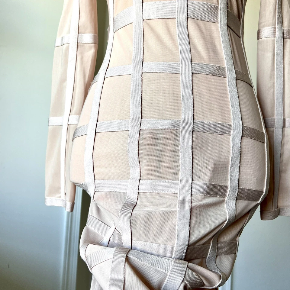 LO ÚLTIMO MIAMI STYLE Vestido de Malla Ventana Manga Larga Vendaje Body Con—Talla Mediano  Foto 3 de 4