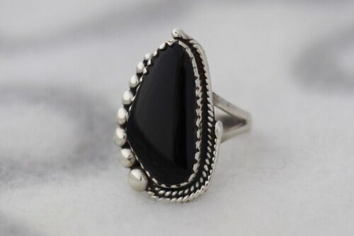 Unique Black Ring in Sterling Silver, One of a kind 925 Sterling Silver Jewelry - Afbeelding 1 van 4