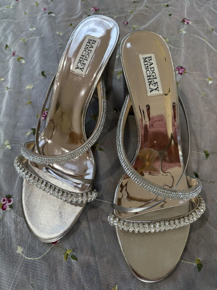 Badgley Mischka Size 10 Shoes - Image 3 of 4