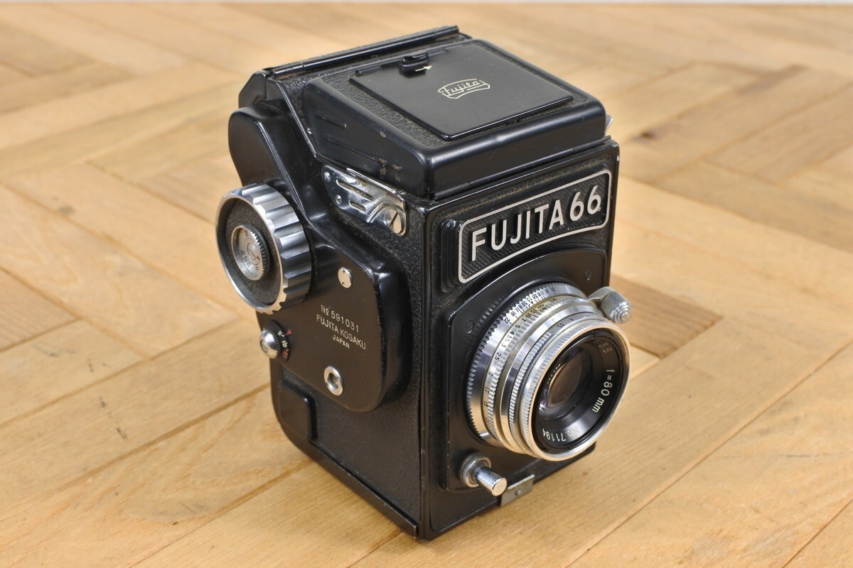 Fujita 66 Model SL SLR 6x6 Medium Format + 80mm f3.5 Lens from