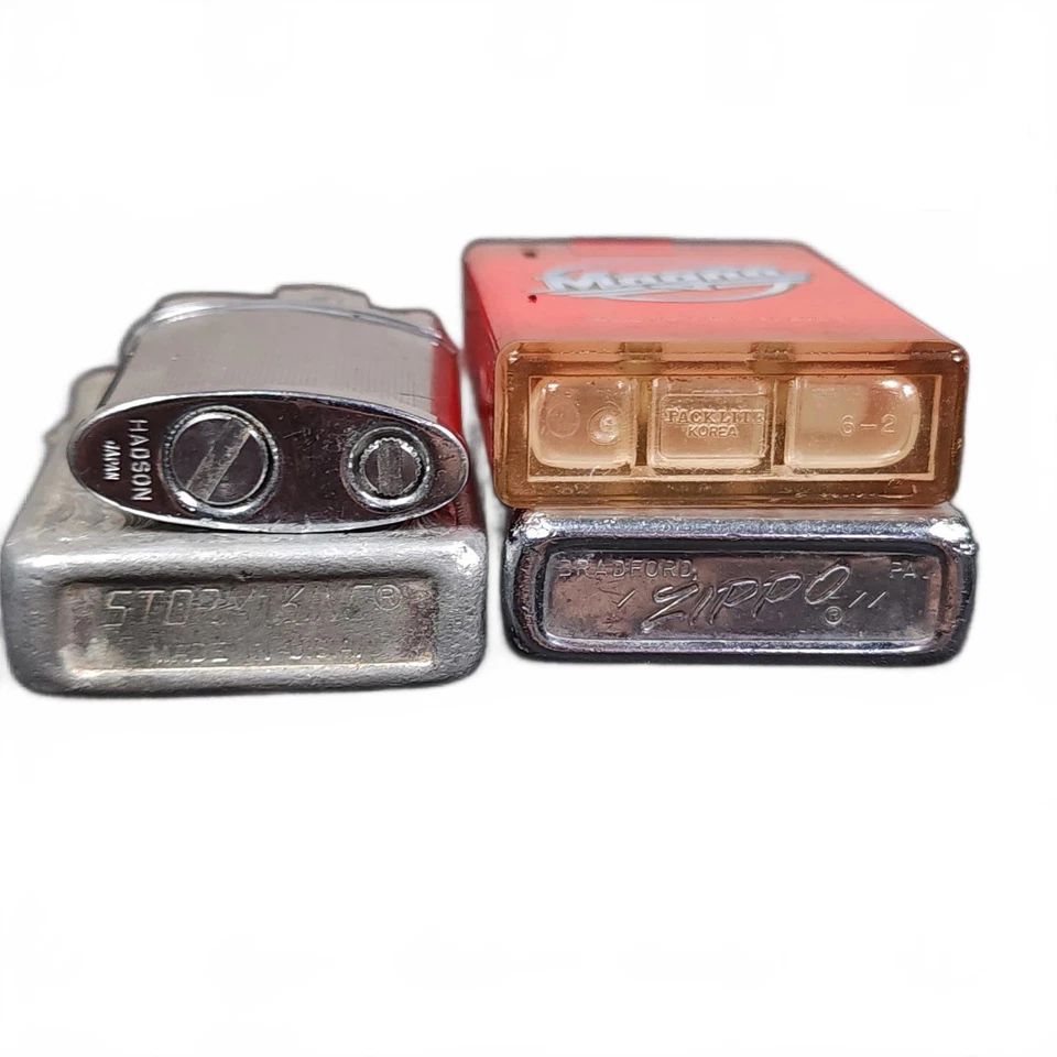 Lote de 4 encendedores Zippo y otros vintage para piezas o reparación Foto 4 de 4