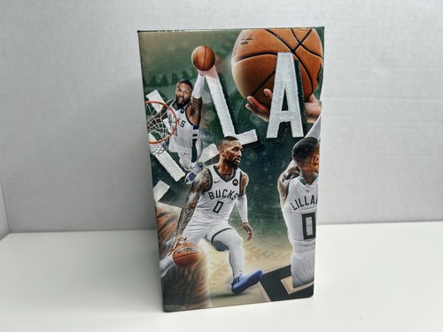 2023-24 MILWAUKEE BUCKS DAMIAN LILLARD "DAME TIME" BOBBLEHEAD SGA 4.10.24 - Bild 4 von 9