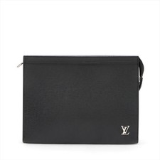 Louis Vuitton Taiga Pochette Voyage M30450 Nera C'era una risposta RFID