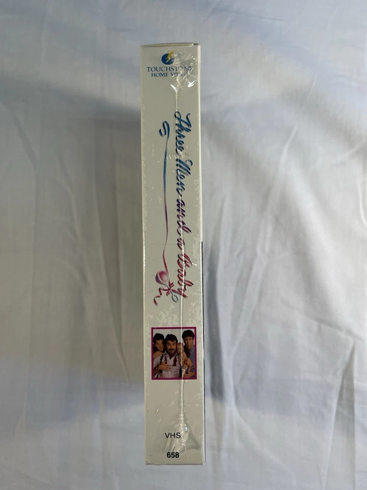 Three Men and a Baby VHS (1987) Touchstone Home Video - Sealed Foto 3 de 4