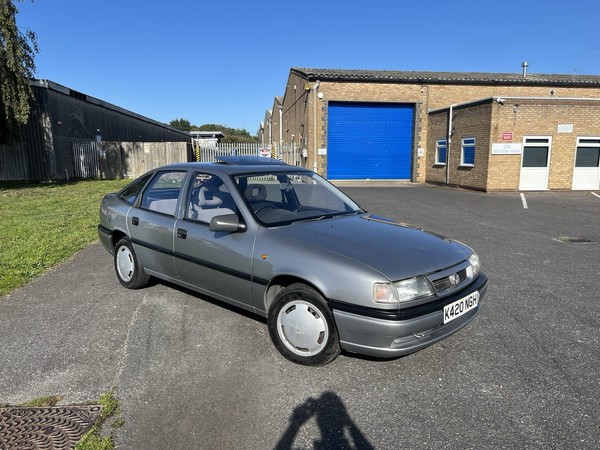 eBay - 1993 Vauxhall Cavalier 1.6 ENVOY