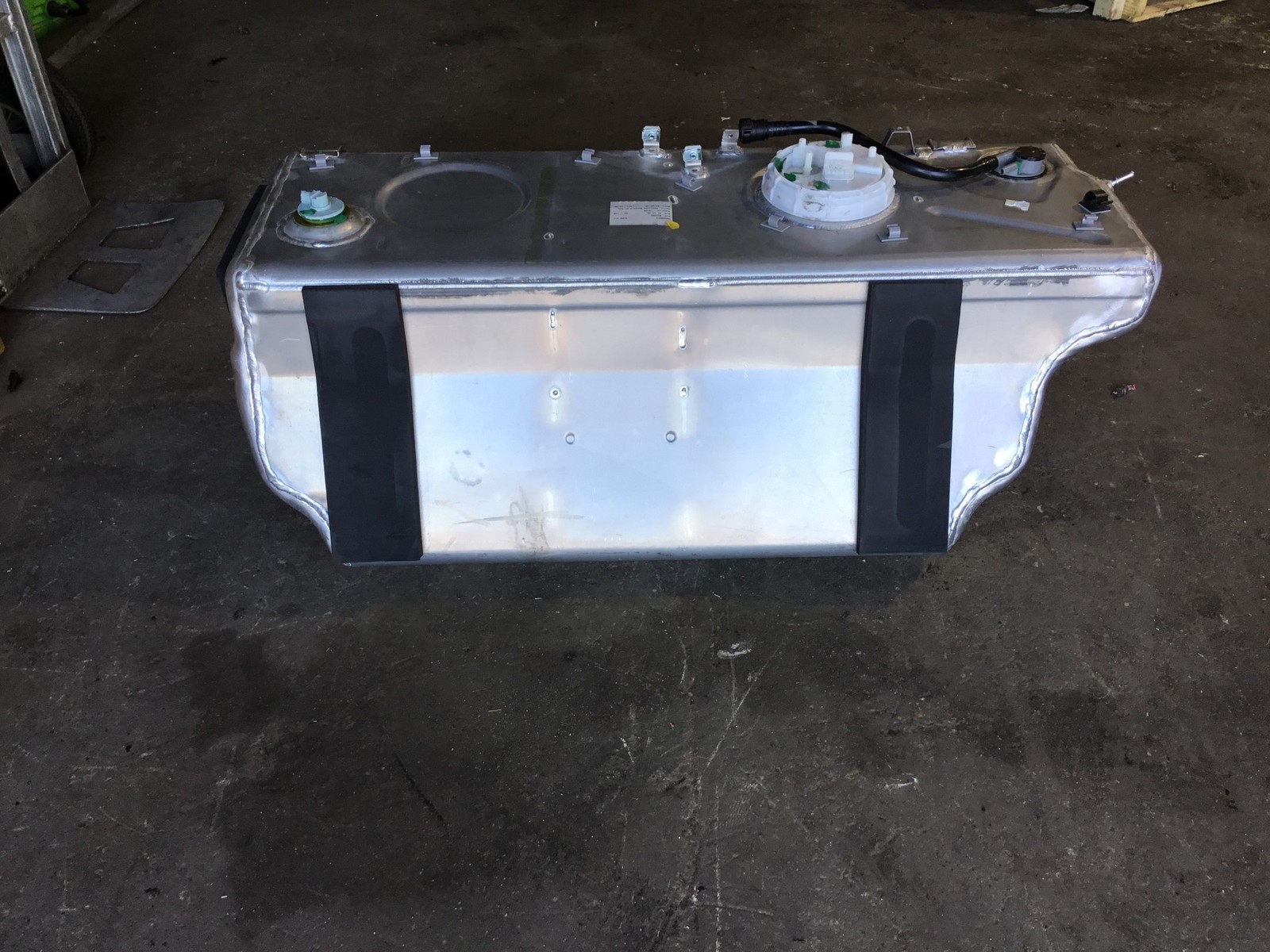 Maserati Granturismo S 2010 Gas Fuel Tank Reservoir Assembly 08 - 12 ;:O