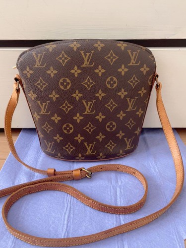 Louis Vuitton Monogram Shoulder Bag