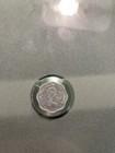 EAST CARIBBEAN STATES 1 CENT 1999 UNC ELIZABETH II YOUNG BUST RIGHT WREATH DIVID — photo 1