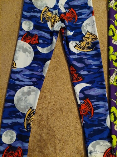 Lularoe - Kids Halloween Leggings S/M - Set Of 2 - Bats, Moons, Witch's Hats - Picture 10 of 11