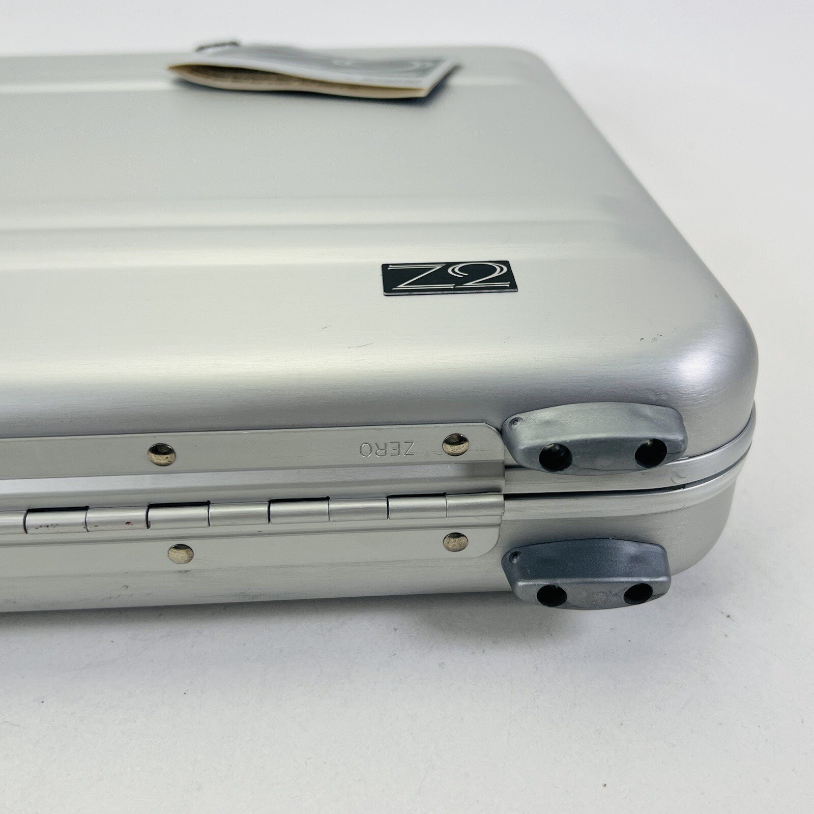 Zero Halliburton Z2 Aluminum Briefcase NO KEY eBay
