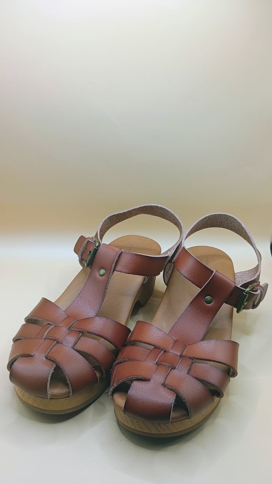 Universal Threads Sandals - Preowned - Imitation … - image 1