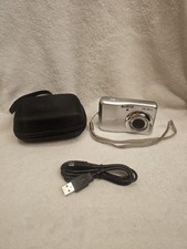 Fujifilm Finepix A220 Compact 12.2MP 3x Optical Zoom Digital Camera Silver Case