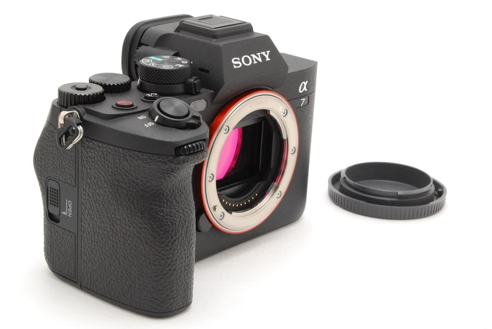 Sony a7 IV ILCE-7M4 (35 Languages ) Shuttercount 203!! [Top Mint] #8123633A - Image 4 of 4