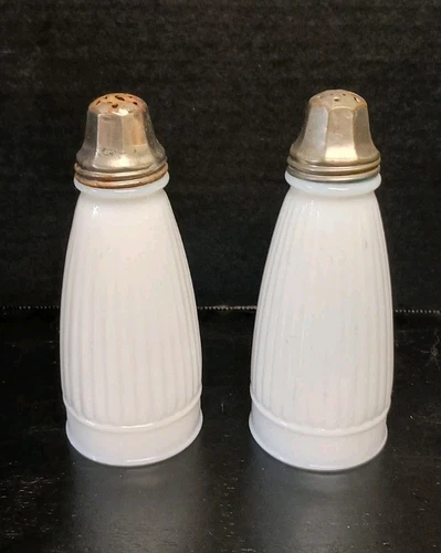 Vintage/ Antique Ridged Textured Milk Glass Salt & Pepper Shakers 5.5"