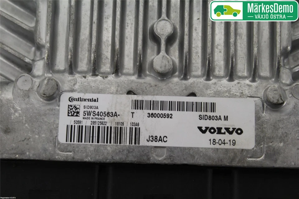 Centralina motore originale (ECU) VOLVO V50 (545) 2008 - Immagine 2 di 3