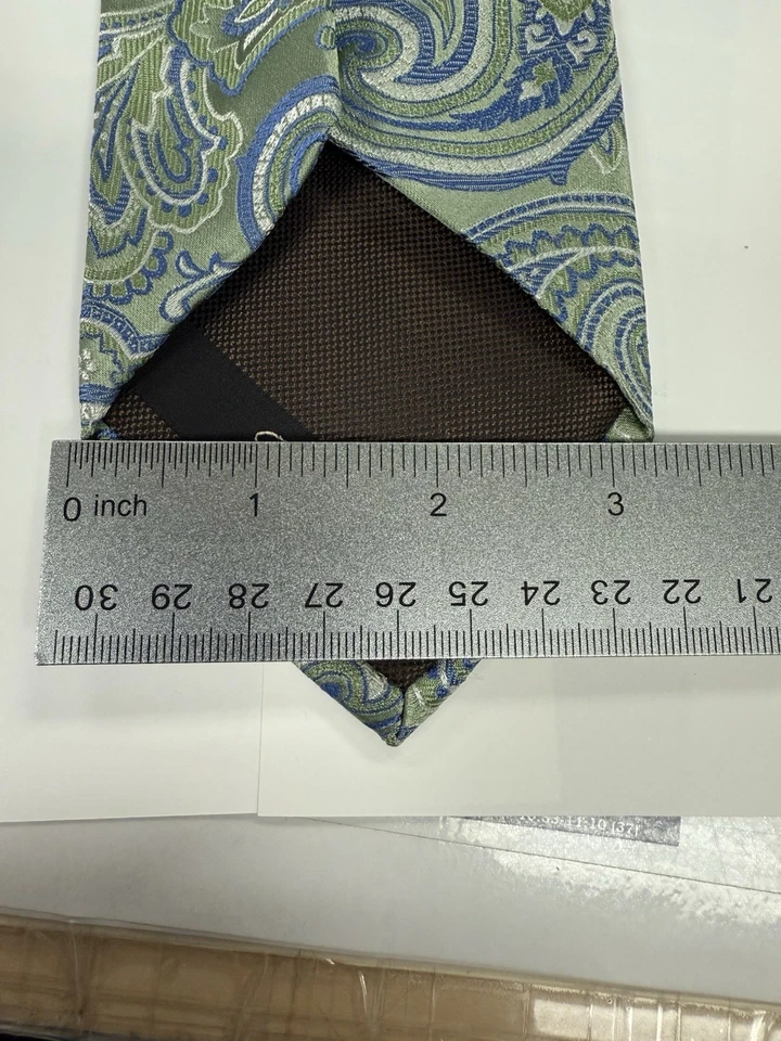 Мужской дизайнерский галстук TASSO ELBA 100% шелк 60 1/2 дюйма ПЕЙСЛИ зеленый/синий/белый б/у в отличном состоянии - Изображение 3 из 4