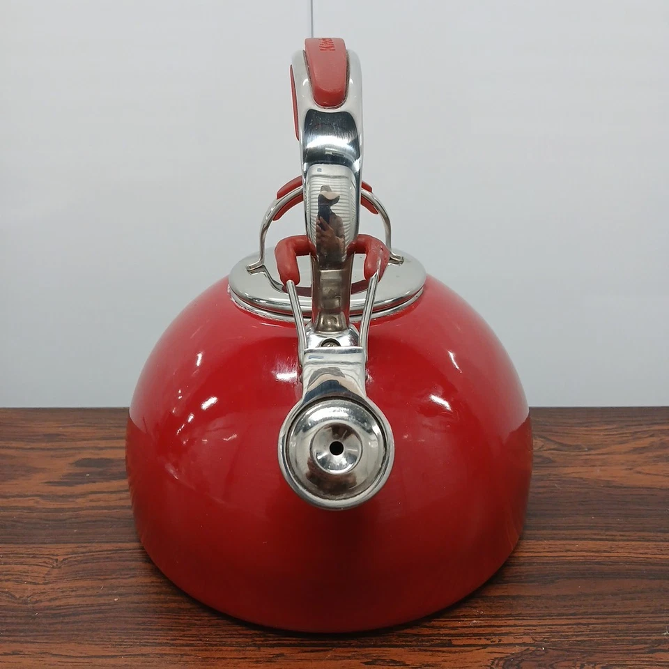 KitchenAid 2 cuartos silbido tetera olla esmalte rojo Foto 2 de 4