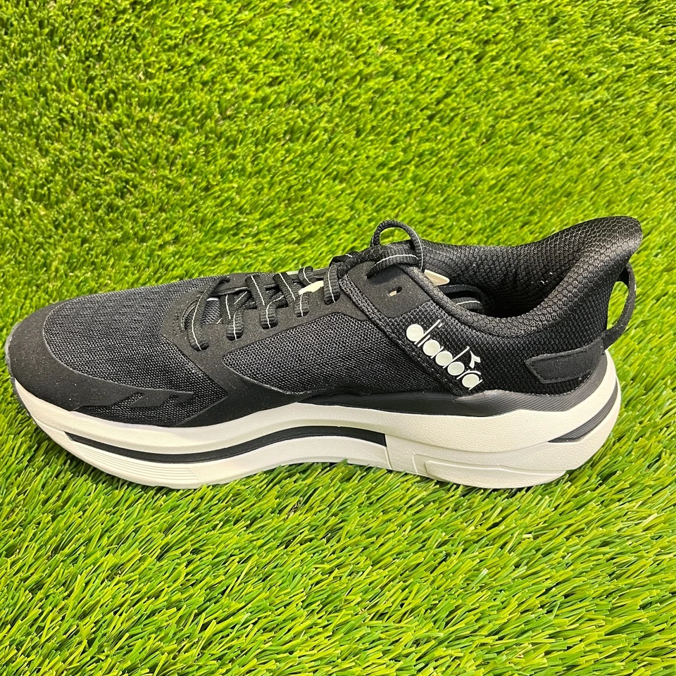 Zapatillas deportivas Diadora Cellula para mujer talla 8,5 negras blancas Foto 2 de 4