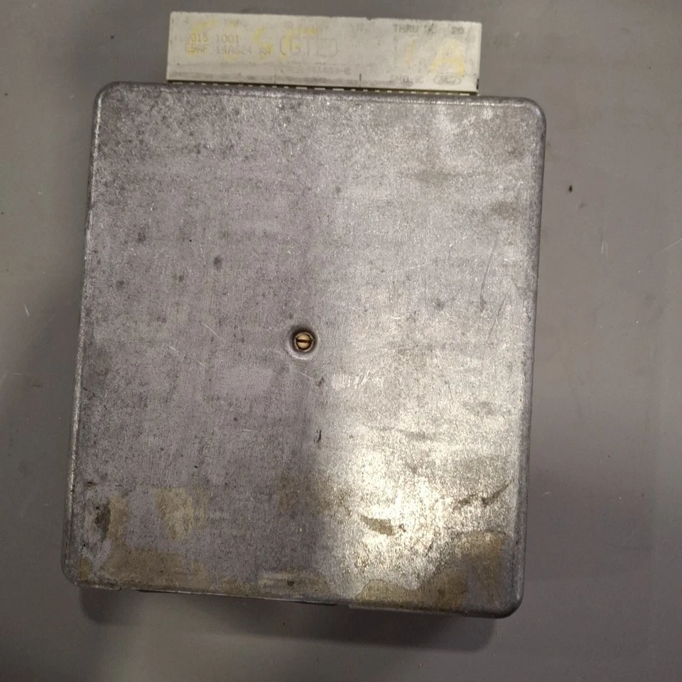 Ford Taurus 1989-1991 ECU/ECM E8SF-12A650-VA Foto 4 de 4