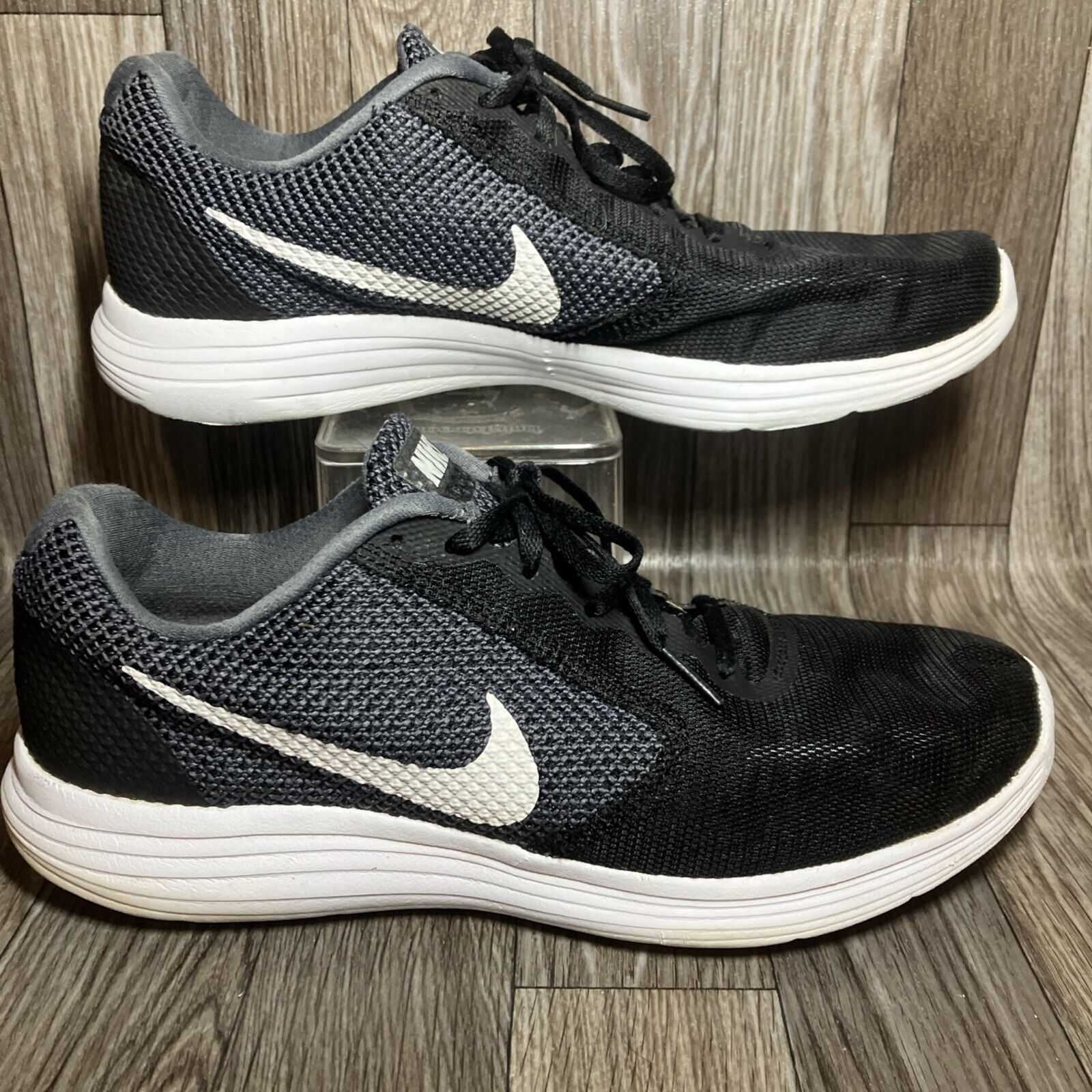 Picture 1 of 12