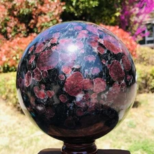 4510G Natural Garnet Fireworks Ball Healing with Spiritual Energy KH1052