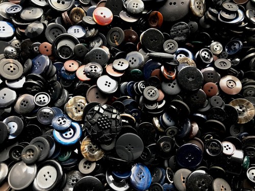 Buttons 1KG Mixed Button Wholesale Assorted DARK Mix Black Grey Brown Blue (M) - Picture 4 of 11