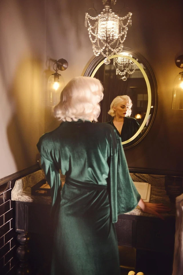 Women Velvet Robes Soft Fuzzy Kimono Bathrobe for Women Bridal Wedding Sleepwear - Image 3 of 4