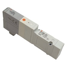 SMC SV1100R-5FU Plug-In Solenoid Valve, 5-Port 2-Position, 0.7MPa, 24VDC Coil