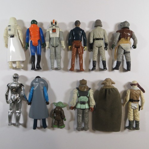 12 Star Wars Vintage Figuren mit Zubehör (A11) - Bild 7 von 11