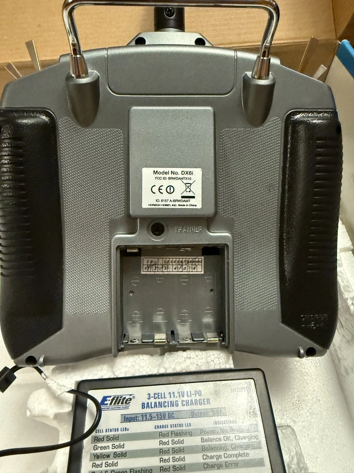 Helicóptero RC E-FLITE BLADE 400 3D, 400 helicóptero 3D, extras, controlador muerto Foto 4 de 4