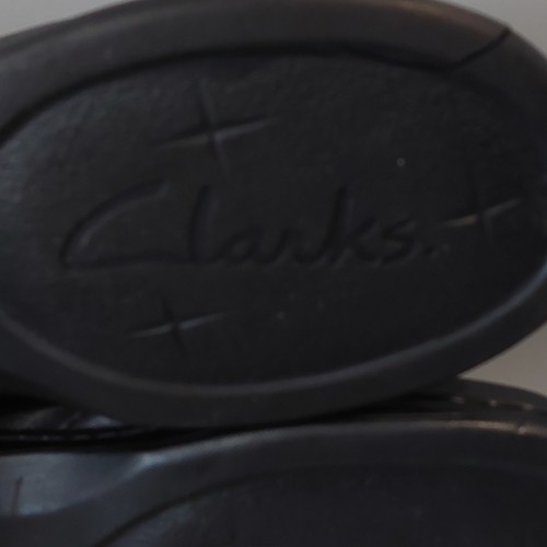 Clarks Y2K Leder Pantoletten Größe 6,5 SCHWARZ Clog Schuhe Slipper Brasilien SIEHE LETZTES FOTO - Bild 9 von 13