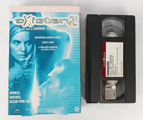 Existenz 1999 VHS Italian Jennifer Jason Leigh Jude Law Willem Dafoe ...