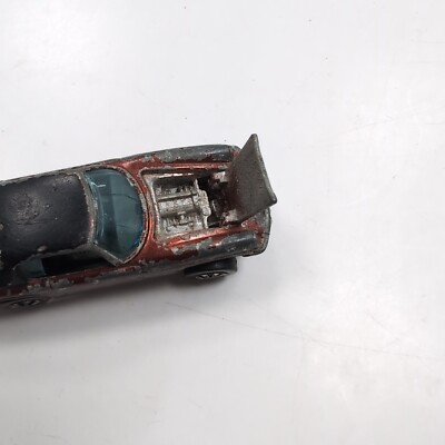 Hot Wheels REDLINE 1969 MASERATI MISTRAL - Red w/Gray