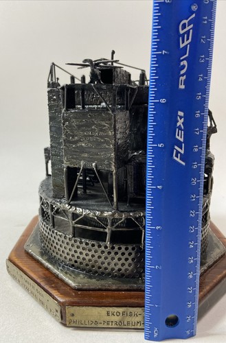 Phillips Petroleum Statue Metall Holzsockel ~ Carl Andersen Norwegen 1974 Steampunk - Bild 3 von 17