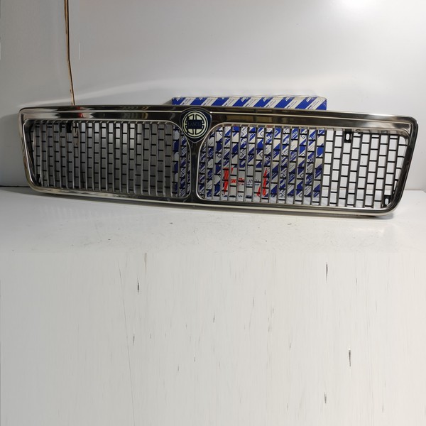 KüHlergrill Lancia Gamma Limousine Original 82353410-image