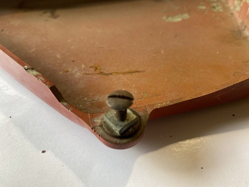 YAMAHA XS360 XS 1976-77 PANEL DE CUBIERTA LATERAL IZQUIERDO ROJO OEM 1L9-21711-00-U4 - Imagen 4 de 5