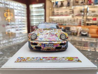 SUPER RARE* VIP Model 1/18 Porsche 911 RWB 964 Kaikai Kiki Takashi