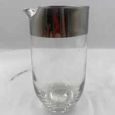 Dorothy Thorpe Pitcher Glass Thick Silver Band Martini Cocktail Creamer MCM